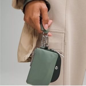 Lululemon Dual Pouch Wristlet